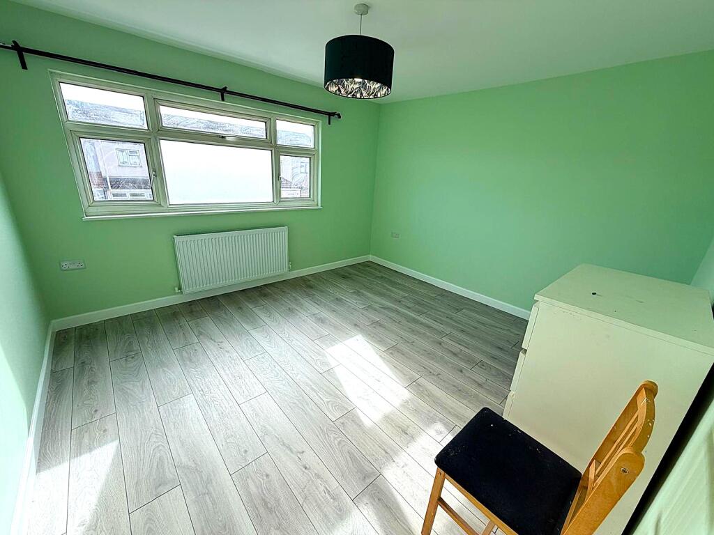 Four-bedroom maisonette on Chelmer Crescent, Barking